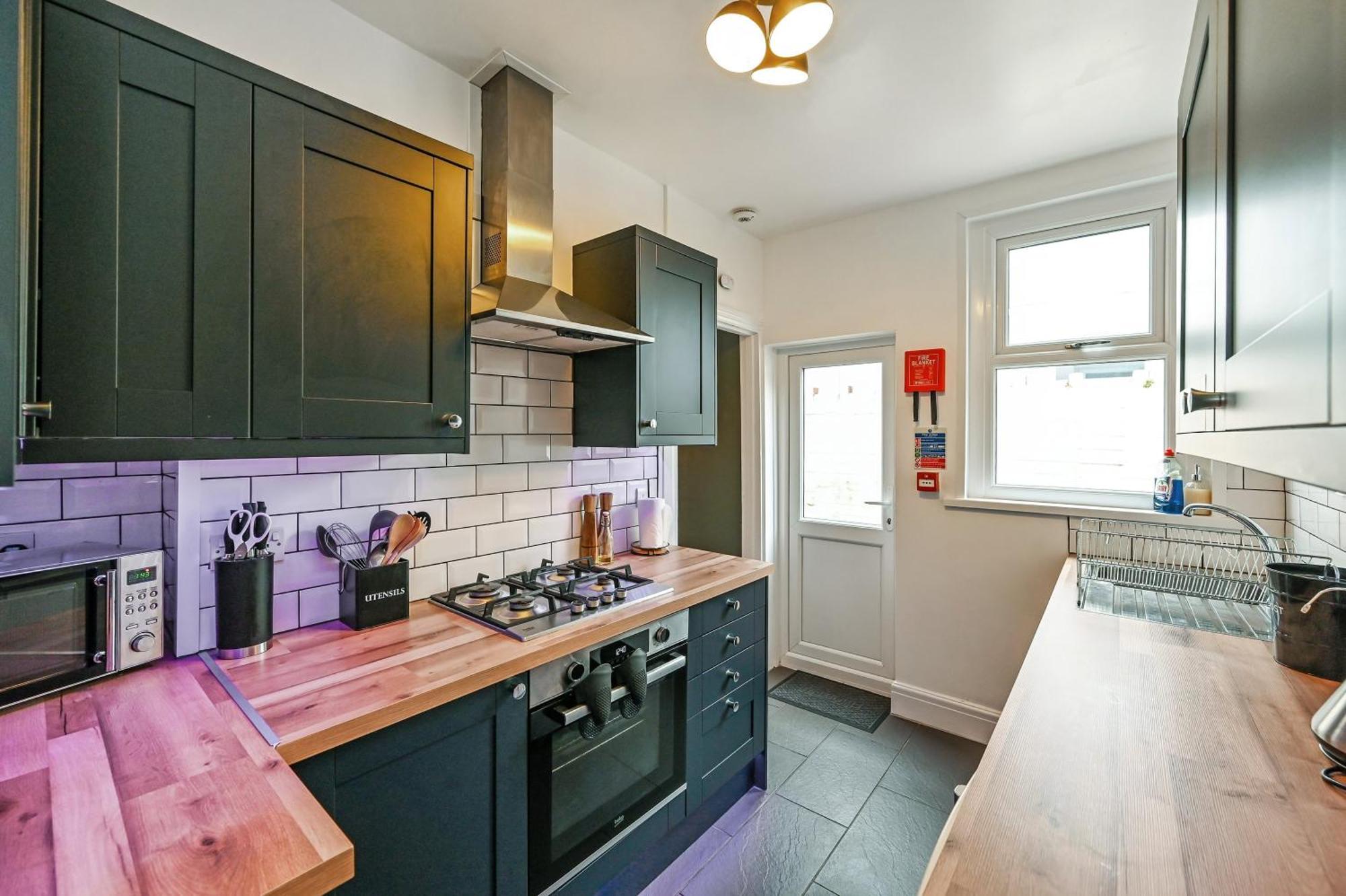 Beautiful Townhouse, Great Location - Pet Friendly Villa Cardiff Luaran gambar