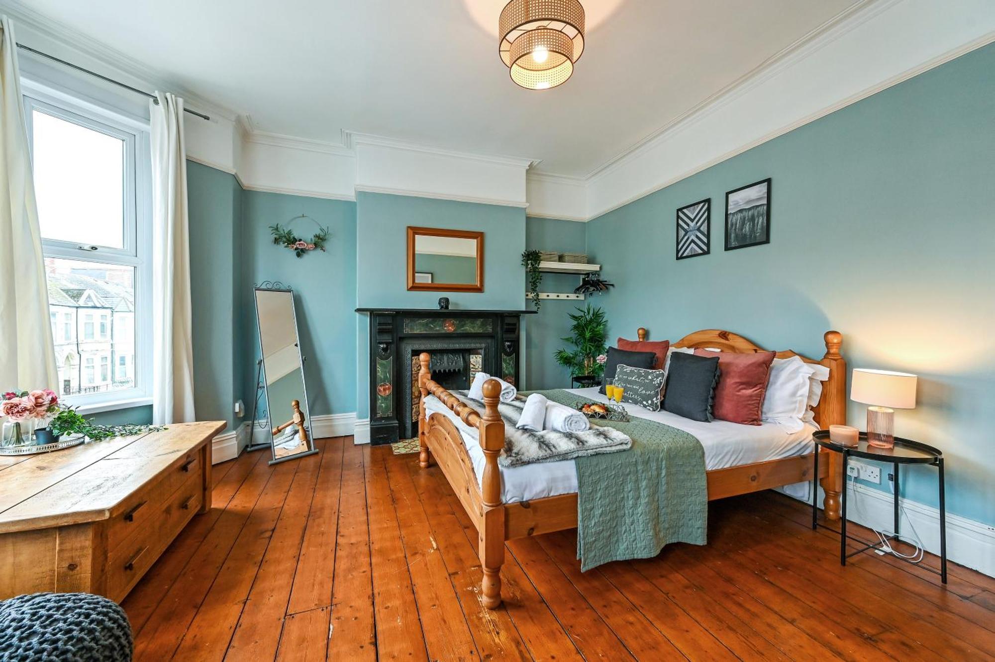 Beautiful Townhouse, Great Location - Pet Friendly Villa Cardiff Luaran gambar