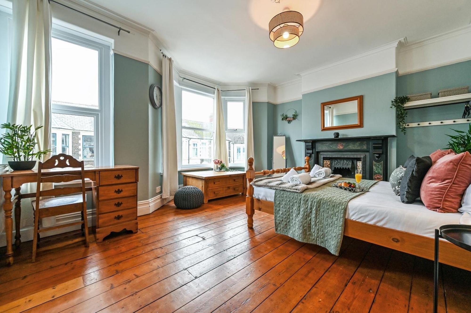 Beautiful Townhouse, Great Location - Pet Friendly Villa Cardiff Luaran gambar