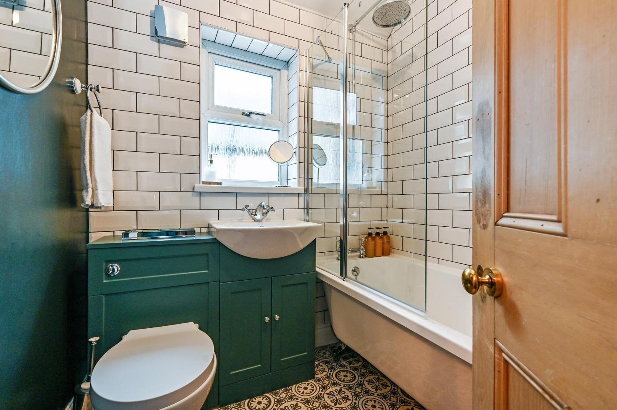 Beautiful Townhouse, Great Location - Pet Friendly Villa Cardiff Luaran gambar